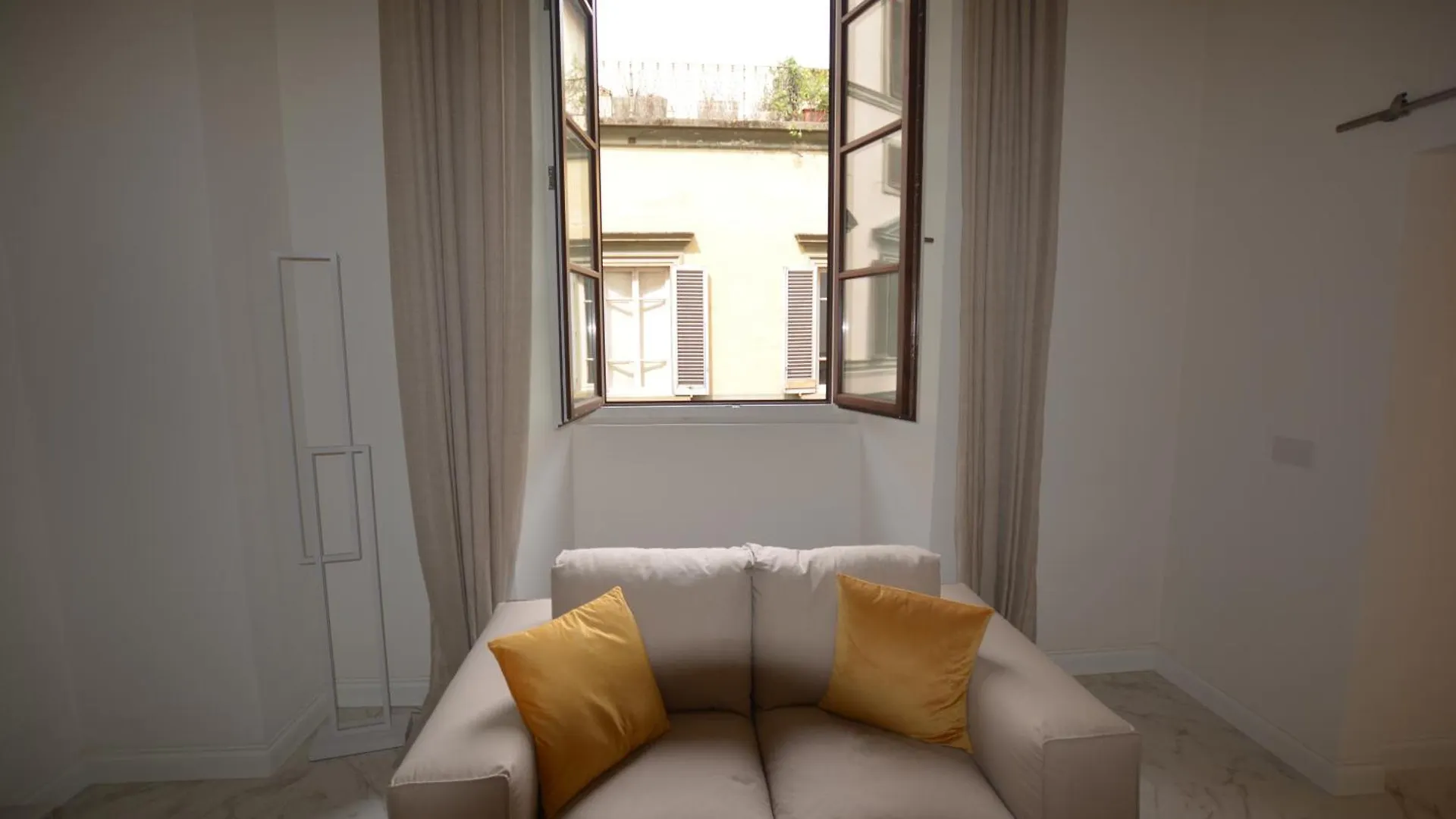 Duomo Luxury Apartment Florence