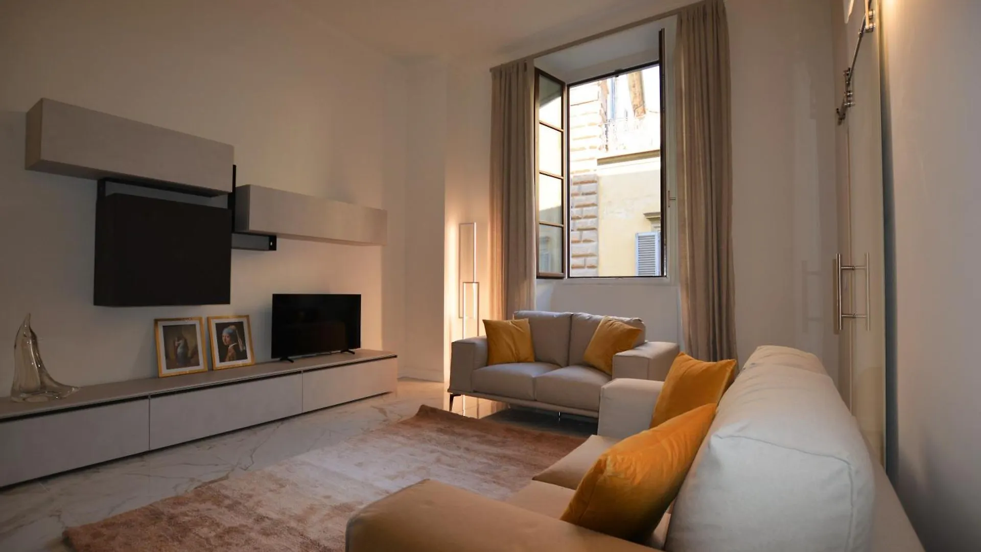 Duomo Luxury Apartment Florence