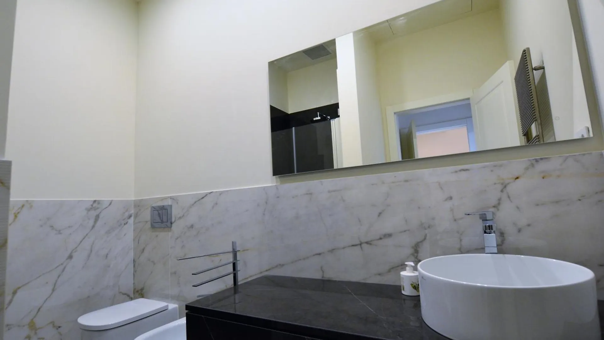 Duomo Luxury Apartment Florence Italy